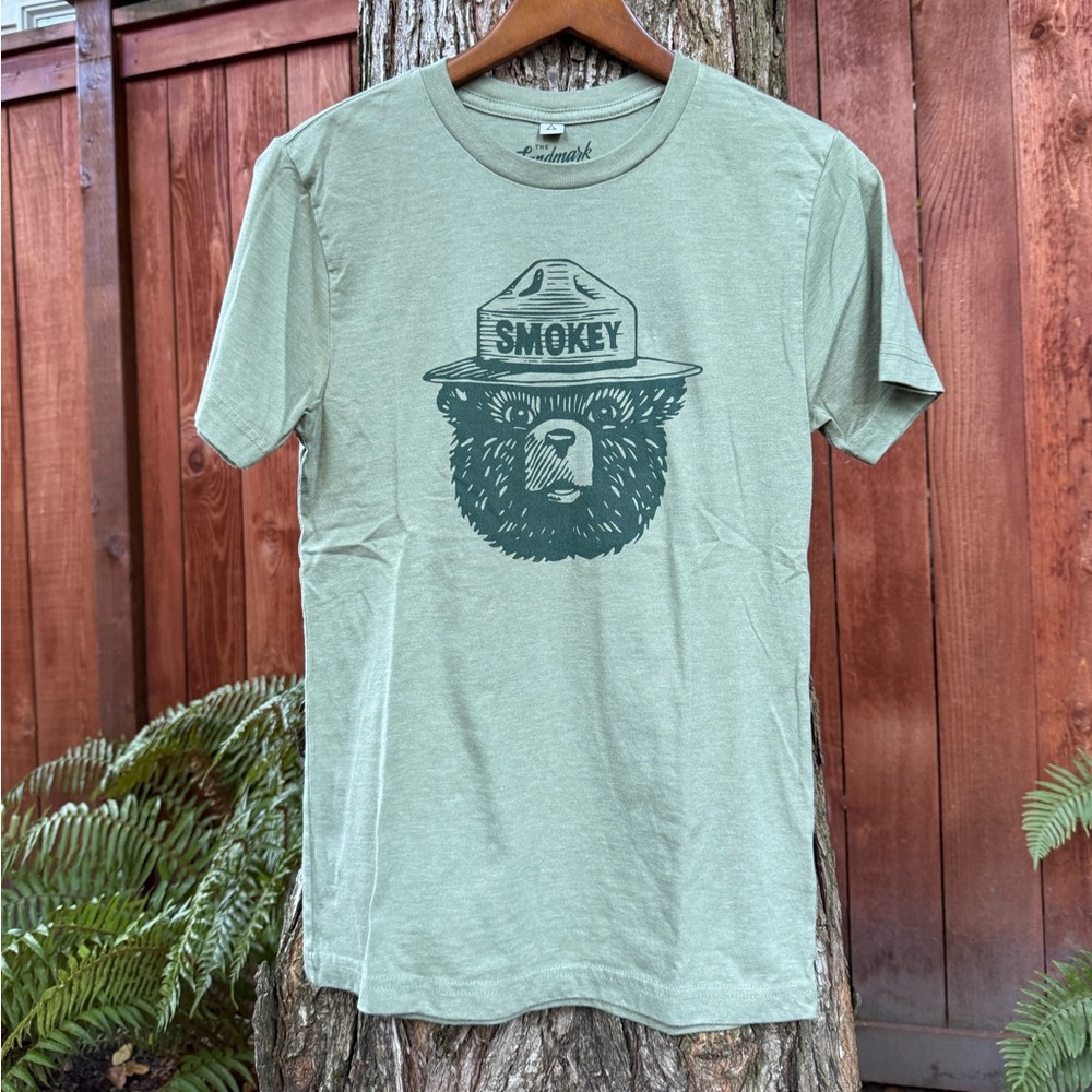 Smokey the Bear Green Unisex T-shirt EUC